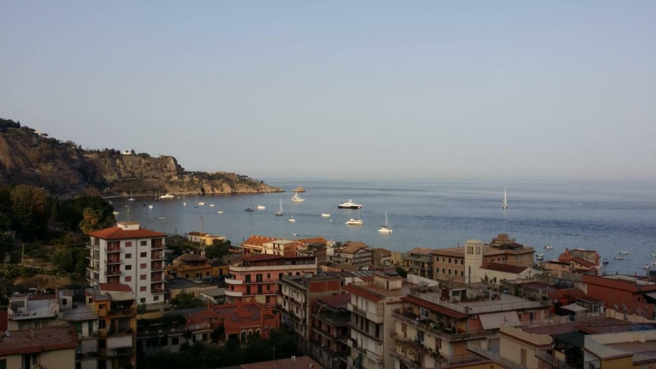 Baia Taormina Apartment Giardini Naxos Eksteriør bilde
